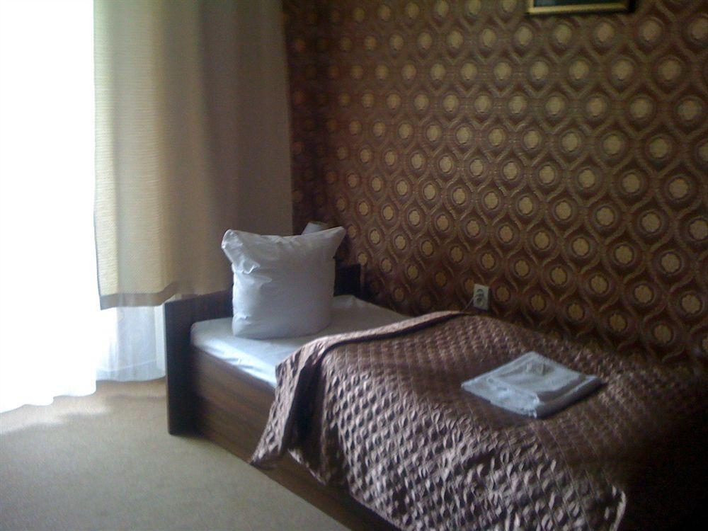 Relax Inn Praha Bagian luar foto